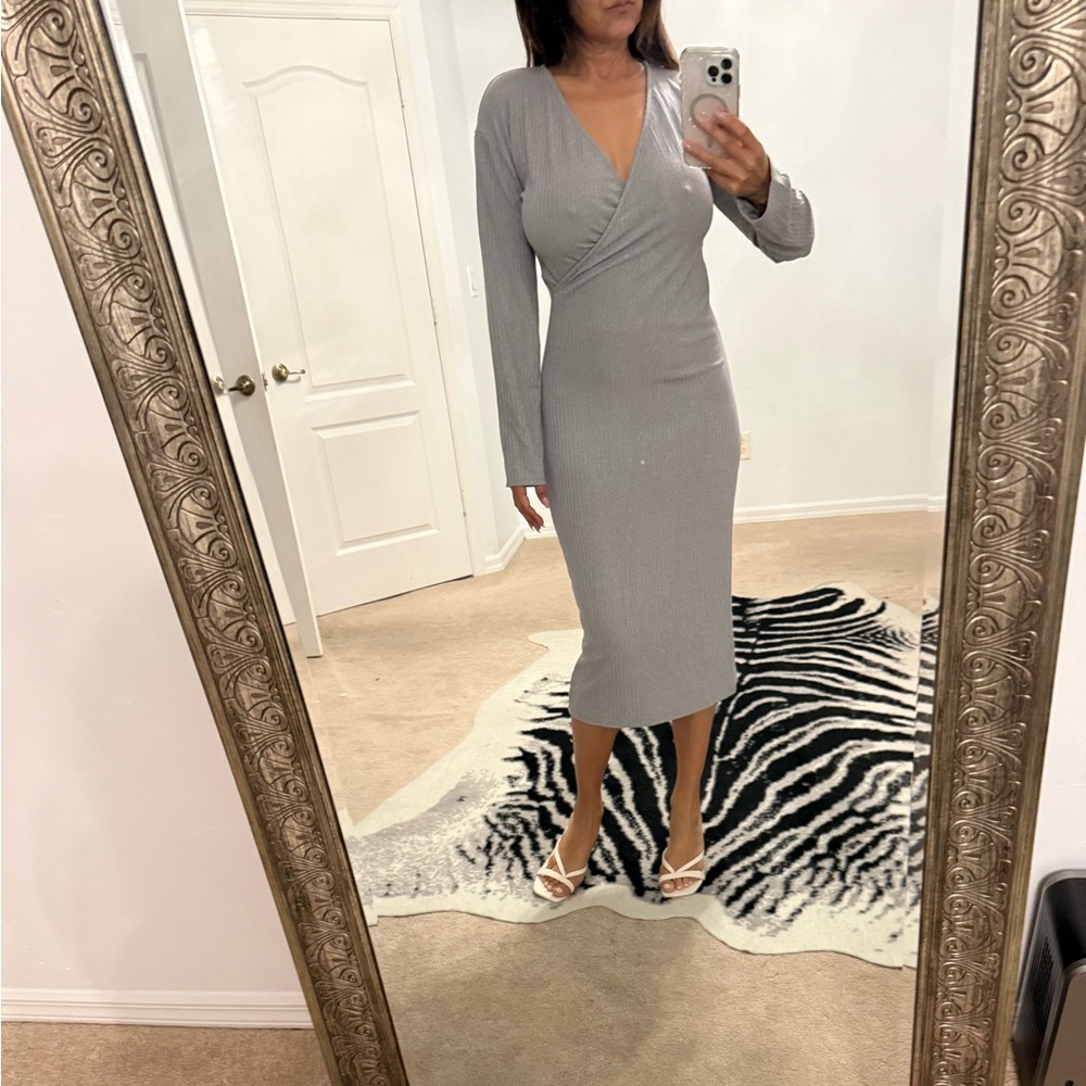 Lovers + Friends Gray Long Sleeve Dress